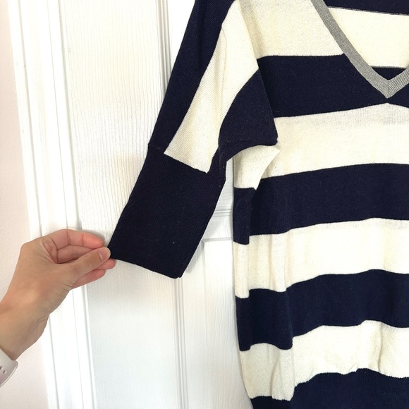 Short Sleeve Striped Sweater S - Picture 2 of 7